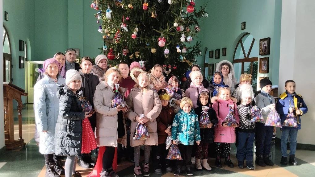 Благодарим благодетелей, принявших участие в приобретении подарков для ребят