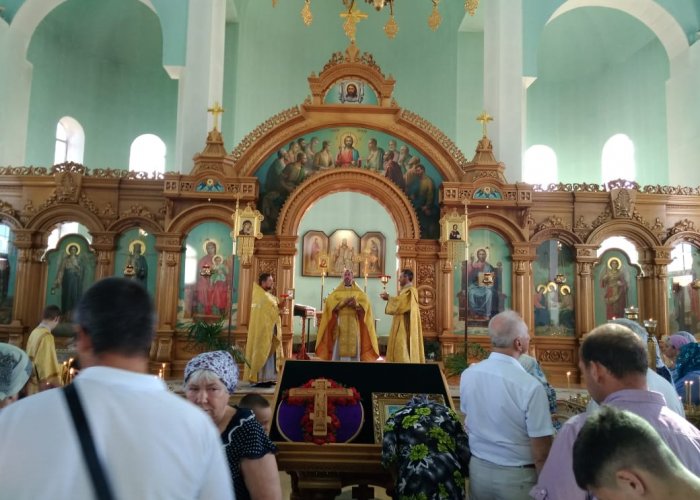 14 августа в Свято-Троицком храме г. Гулькевичи состоялась Божественная литургия